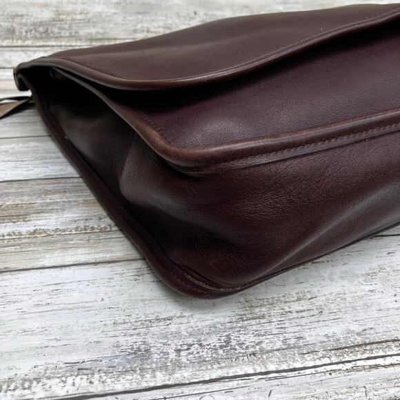 VTG Coach Leather Dowel Briefcase 5292 Messenger Bag Brown Crossbody Turnlock - Picture 14 of 16